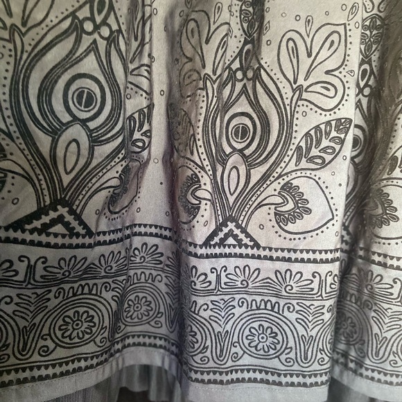 Gorgeous size 6 skirt - Picture 7 of 10